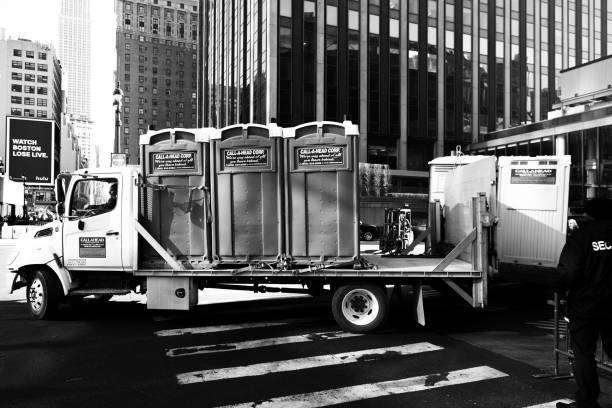 Best Construction site porta potty rental  in Golden Valley, MN